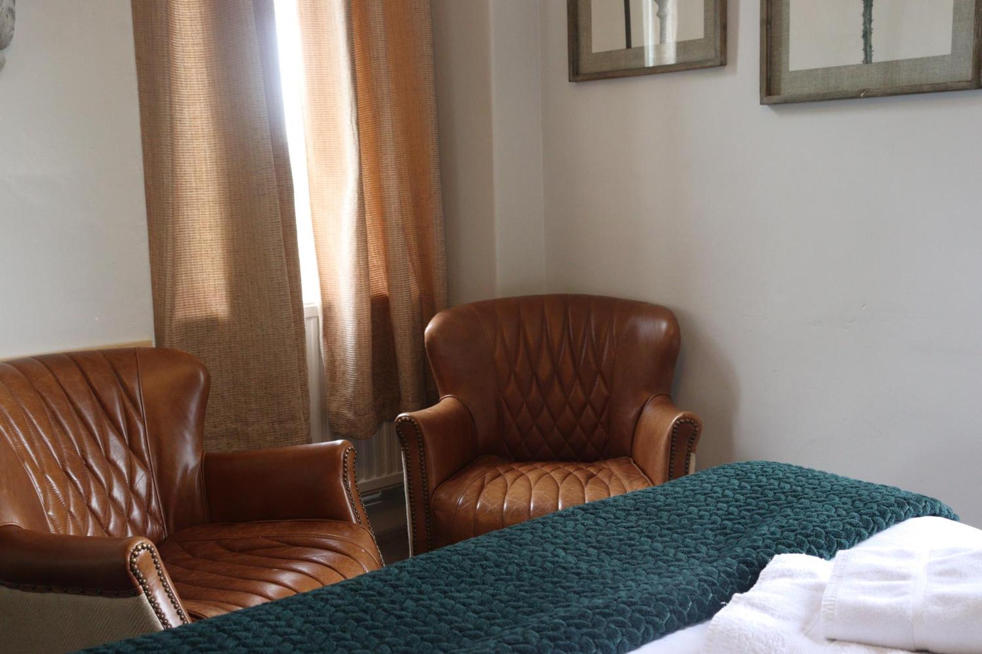 The Gateway Hotel Kendal Bagian luar foto