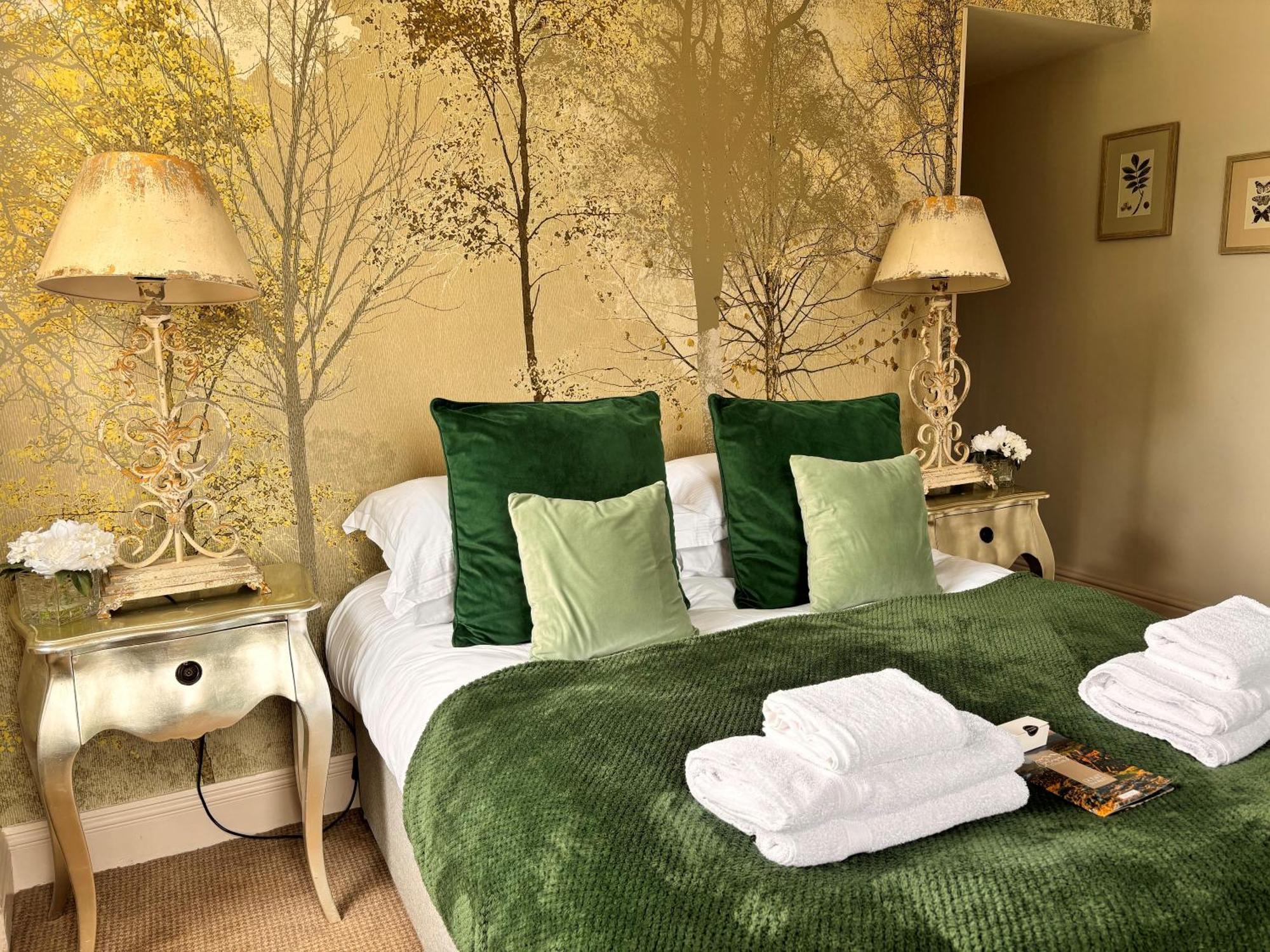 The Gateway Hotel Kendal Bagian luar foto