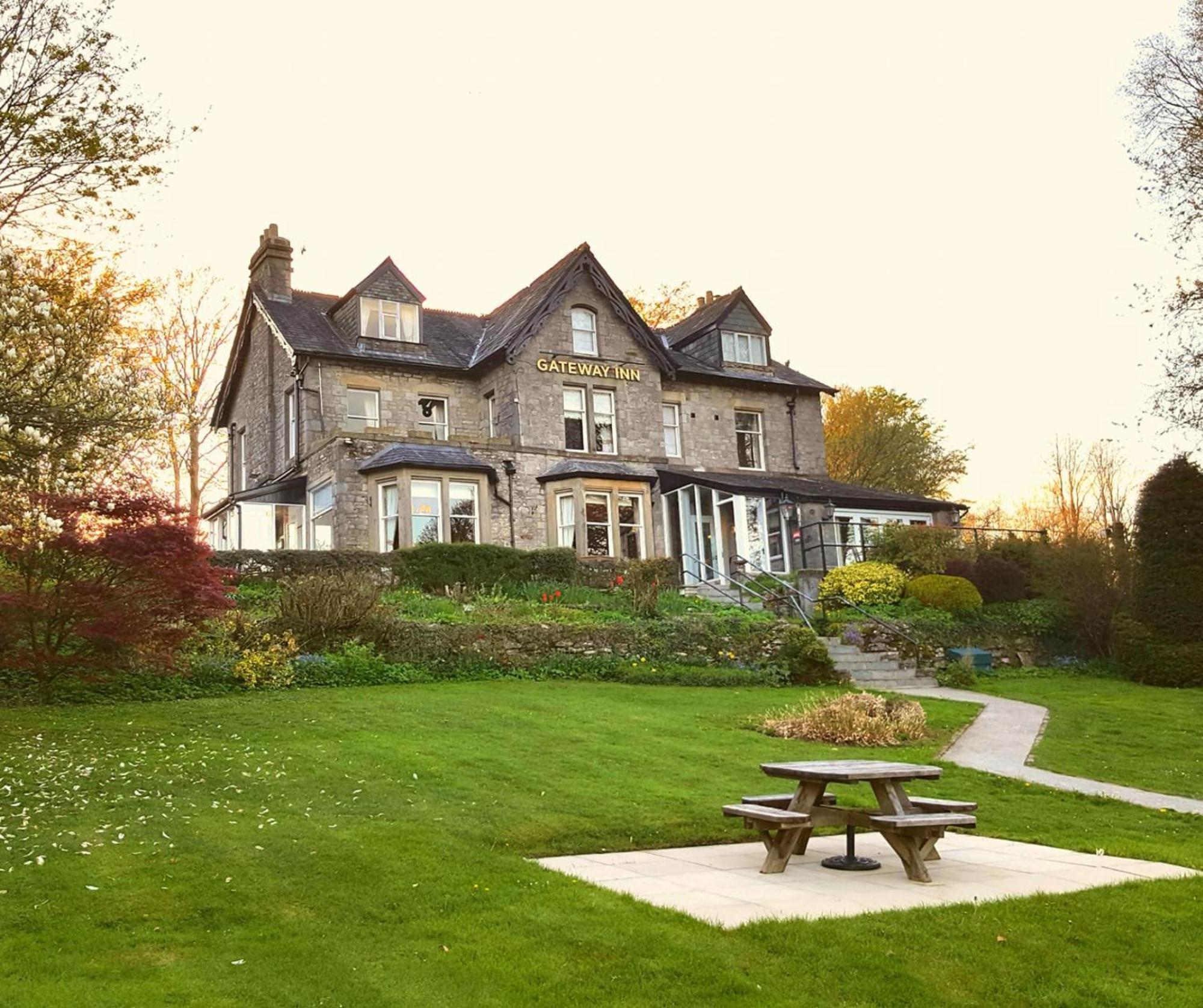 The Gateway Hotel Kendal Bagian luar foto
